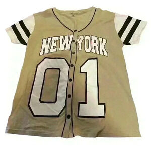 NWT On Fire Women's Button Up Shirt Size 2X NEW YORK 01 Short Sleeve